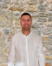 elus01